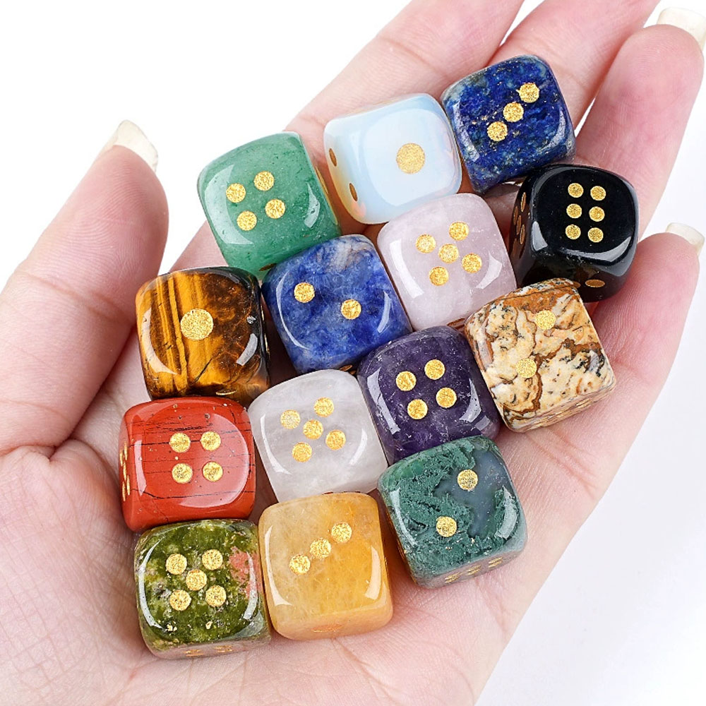 1pc Natural Stone Crystal Dice - огляд і ціна Board Game Loop